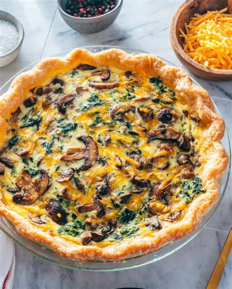 Spinach Mushroom Quiche – A Couple Cooks