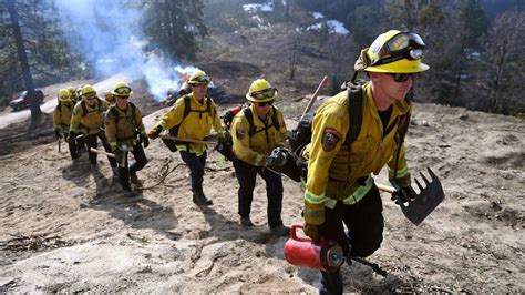 CA firefighter union neutral on Newsom recall, citing pay cuts | Sacramento Bee