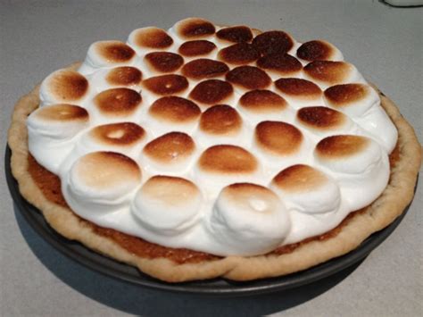 Sweet Potato Pie With Marshmallow Topping Recipe | Cookooree