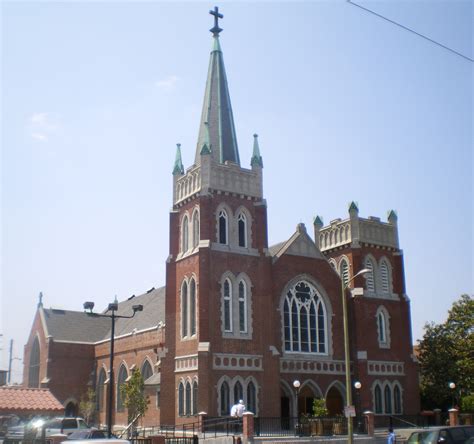 File:Holy Cross Catholic Church, Los Angeles.JPG - Wikipedia, the free ...