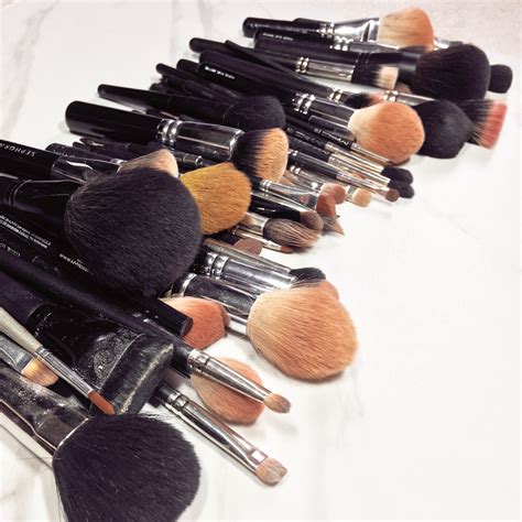 dirty-makeup-brushes-tease-and-makeup - Tease and Makeup