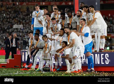 Real Madrid team group with the Copa del Rey trophy during the Copa del ...