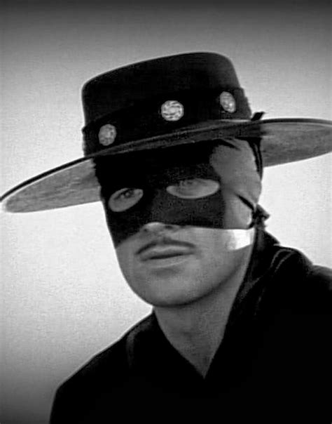 Zorro - Swashbuckling News and Updates: Zorro actor Duncan Regehr