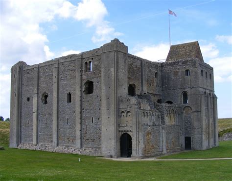 "Castle Rising Castle" by Ian Gedge at PicturesofEngland.com