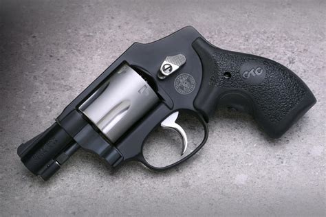 Smith & Wesson Unveils New Customized .38 Snub-Nosed Revolver ...