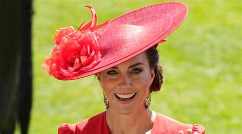 Kate Middleton keeps it bright and beautiful in a red dress at Royal Ascot | Fashion News - The ...