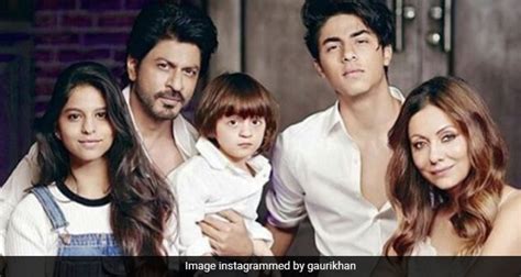 Shah Rukh Khan Turned Chef For Family: Gauri Khan Revealed In Exclusive ...