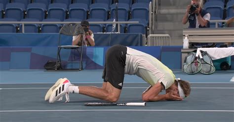 Medal Moment | Tokyo 2020: Tennis - A Zverev (GER)