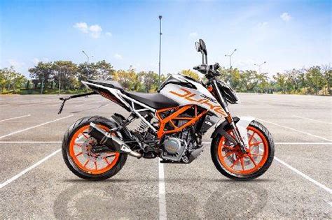 Best KTM Duke 390 2024 Loan Offers, DP, Installments & Loan Calculator ...