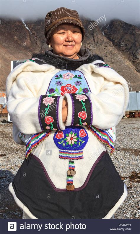 Inuit woman of Grise Fjord in traditional clothing. Ellsmere Island ...