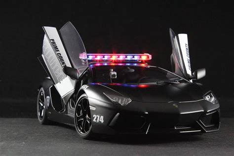 Lamborghini Aventador Police Car Scale Model - autoevolution