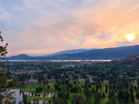 Thousands of residents around West Kelowna, B.C., on evacuation alert ...