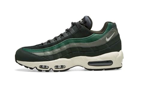 Nike Air Max 95 Essential Outdoor Green | Cult Edge