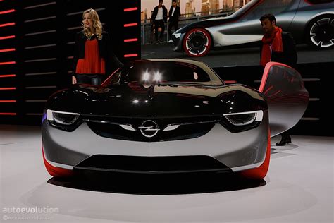 Opel GT Concept Fully Revealed in Geneva, Is a Stunner - autoevolution