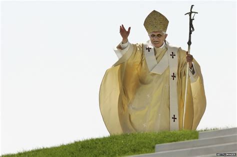 BBC News - In pictures: Pope Benedict XVI's life