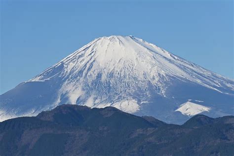 A View of Mount Fuji in Early Winter. Stock Photo - Image of beautiful, fujiyama: 264453814