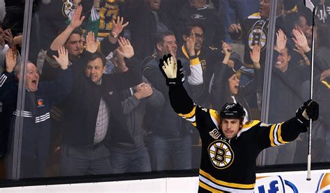 Milan Lucic chugs beers in Vancouver to celebrate anniversary of Bruins ...