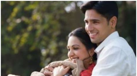 Kiara Advani Wishes 'Dearest One' Sidharth Malhotra on His Birthday ...