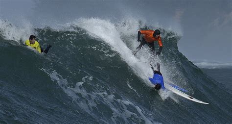 The Titans of Mavericks big-wave surfing competition - Los Angeles Times