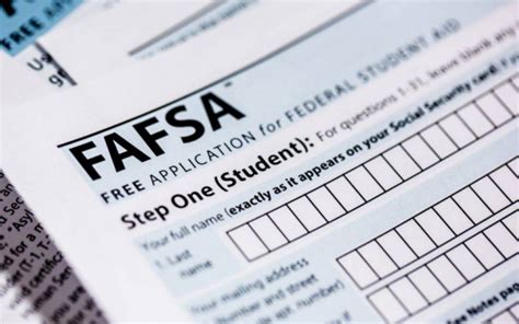 Your Guide to the FAFSA Application - OnToCollege