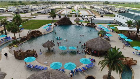 El Campo's Lost Lagoon is the world's largest RV park swimming pool ...