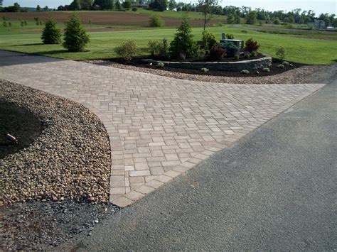 The Blog of Weavers Landscape Company: Paver Driveway Entrance