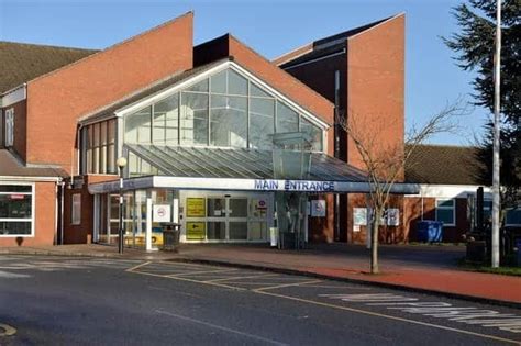 New parking charges at Chesterfield Royal Hospital blasted as 'disgraceful' and a ‘rip-off’