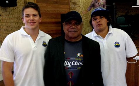 Students from Moruya High School meet with Music Icon