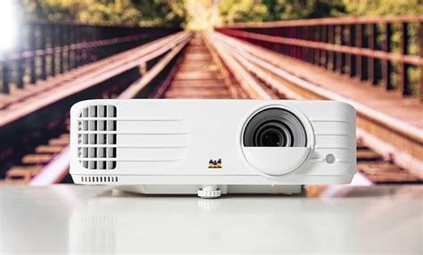 Projector light source lumens and ANSI lumens difference - Projector1