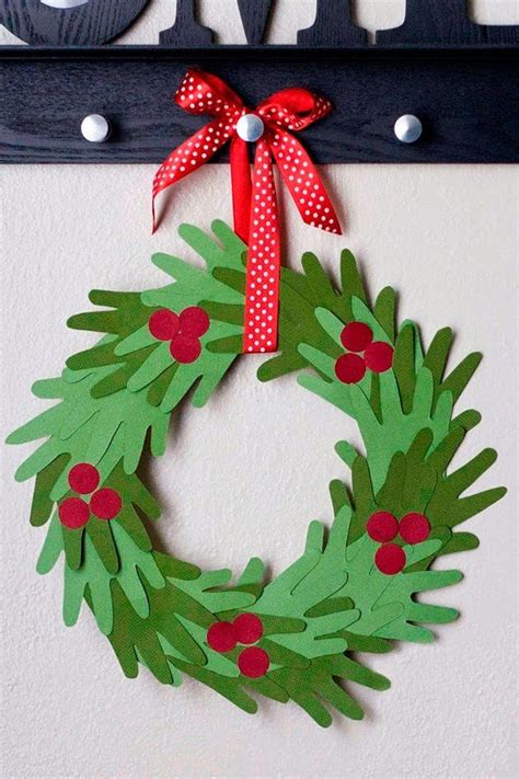 Kids Hand Print Christmas Wreath Tutorial - My Name Is Snickerdoodle