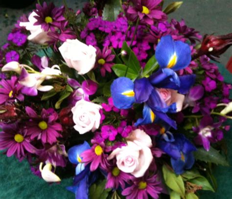 Birthday Flowers - Melbourne CBD Delivery-Flowers Strathmore-