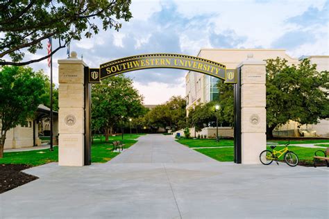 Southwestern University – Colleges That Change Lives