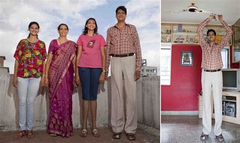 The World Today: India's tallest family: A world record hopeful