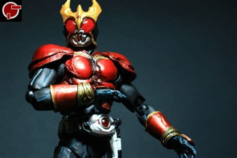 Firestarter's Blog: Toy Review: S.I.C. Kamen Rider Kuuga (Decade Edition)