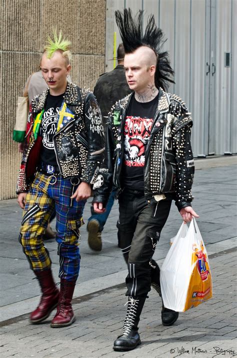 Pin by Andrea Serena on PUNK | 80s punk fashion, Punk outfits, Punk fashion