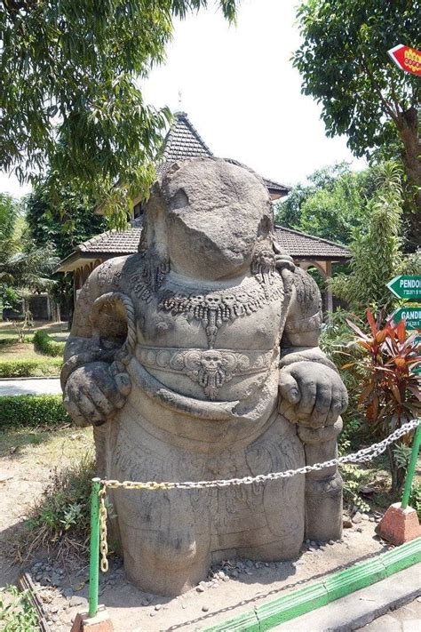 Visiting Trowulan and the Ruins of the Majapahit Empire