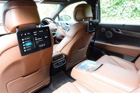 How To Personalise Your Electric Car Interior | GreenCarGuide