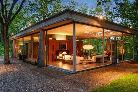 The H.P. Davis Rockwell Glass House - Mid Century Home