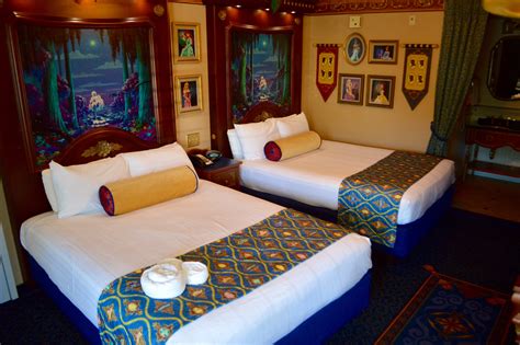 Royal Rooms at Walt Disney World - Sparkly Ever After