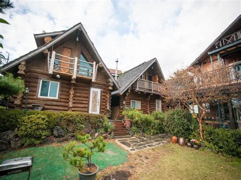 Best Price on Jeju Log House in Jeju Island + Reviews!