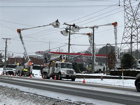 Hundreds without power in Brentwood as frigid temperatures remain