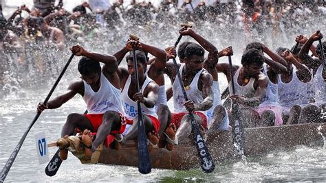 The Vallamkali Boat Race In Kerala: A Display Of Team Spirit Like No ...