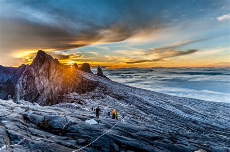 Gunung Kinabalu Tertinggi Di Asia Tenggara : Gunung ini merupakan gunung tertinggi di asia ...