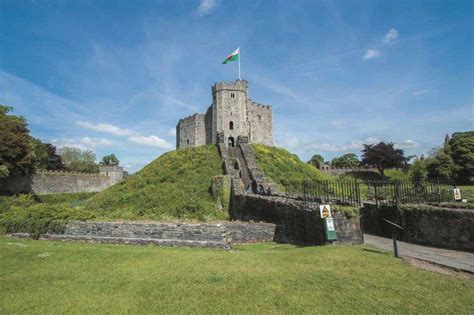 Cardiff Castle - The Castle Guide