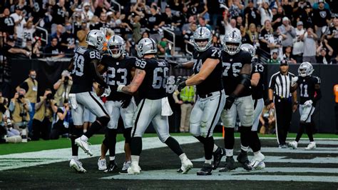 Raiders dominated both sides of the ball vs. Eagles | Baldy's Breakdowns