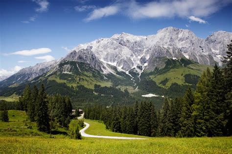 A Guide to Hiking in the Austrian Alps | 10Adventures