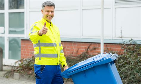 Choosing A Valet Trash Service - Free Guide - Property Manager Insider