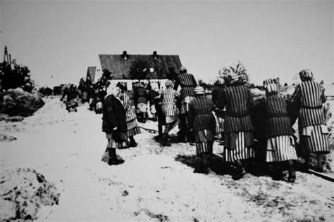 Pictures Inside Ravensbruck, Hitler's Concentration Camp for Women During World War II ~ vintage ...