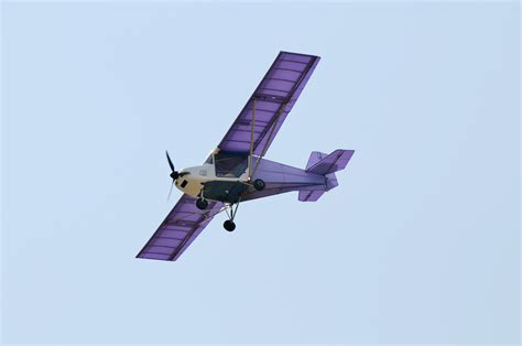 Monoplane definition and meaning | Collins English Dictionary