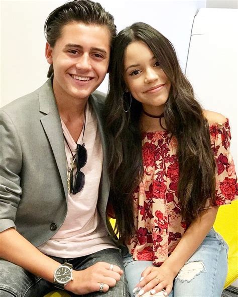 jenna🇵🇷🇲🇽 on Instagram: “Good morning from Harley and Ethan Diaz #StuckInTheMiddle 😃😊” Disney ...